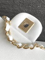 CC ミディアム 25 フラップバッグ（ホワイトウールツイード）