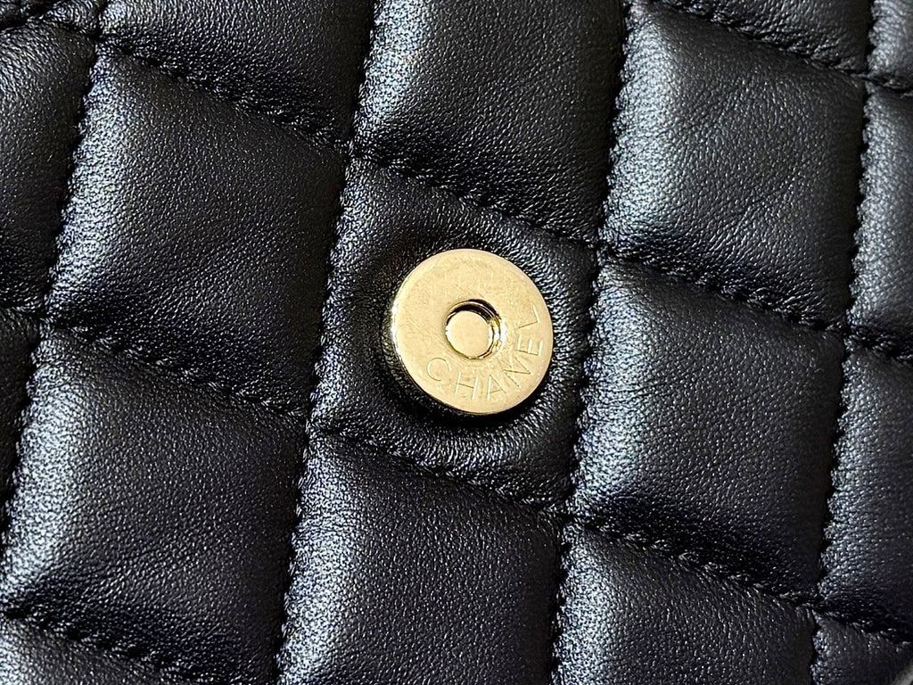 QUILTED TOP HANDLE BAG 16 IN BLACK LAMBSKIN GOLD HARDWARE