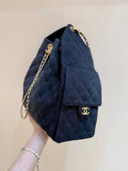 CC 25 HANDBAG 40 IN DARK BLUE DENIM GOLD HARDWARE