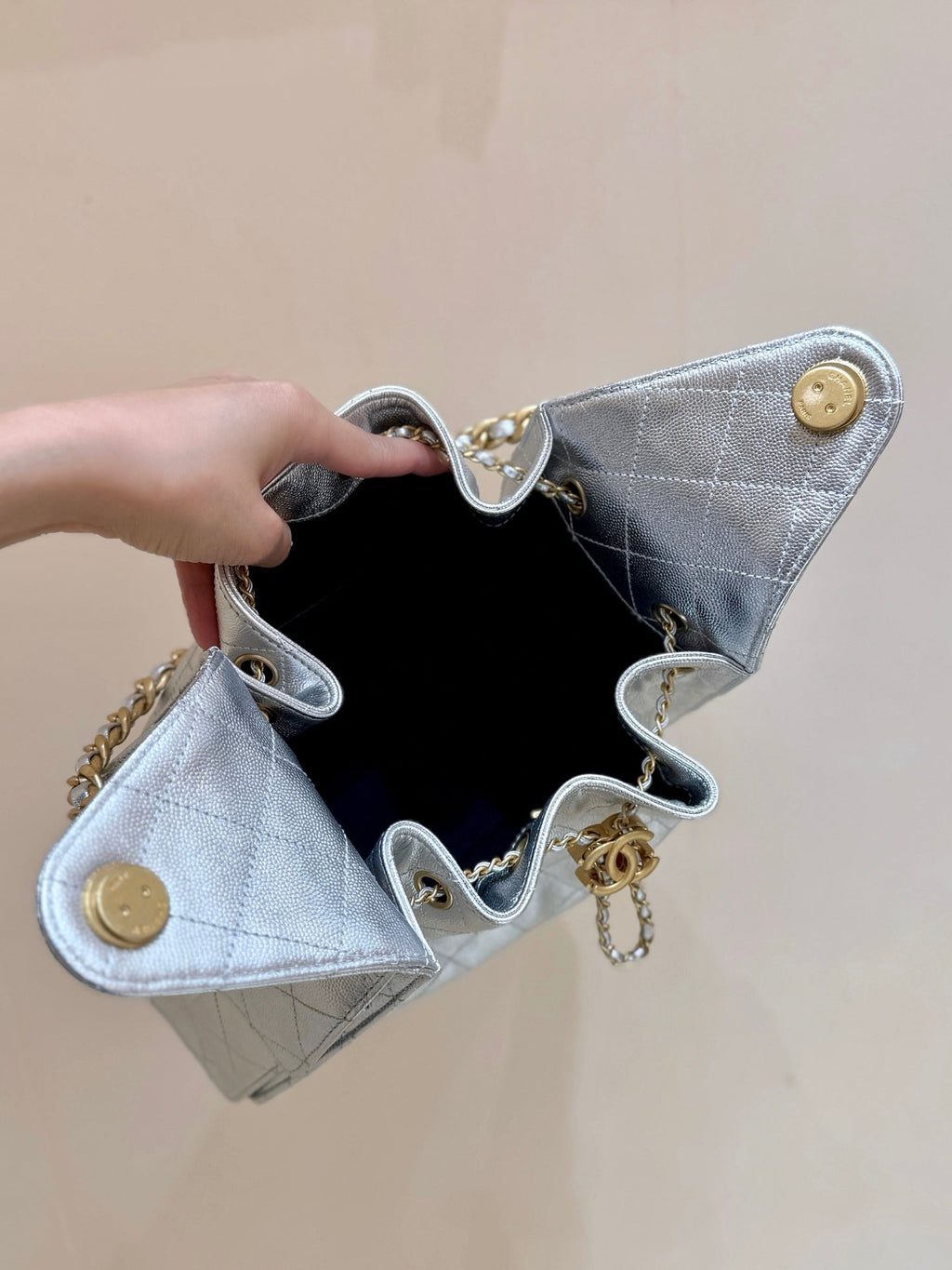 CC 25 ハンドバッグ シルバートーン 30 グレインカーフスキン ゴールド金具