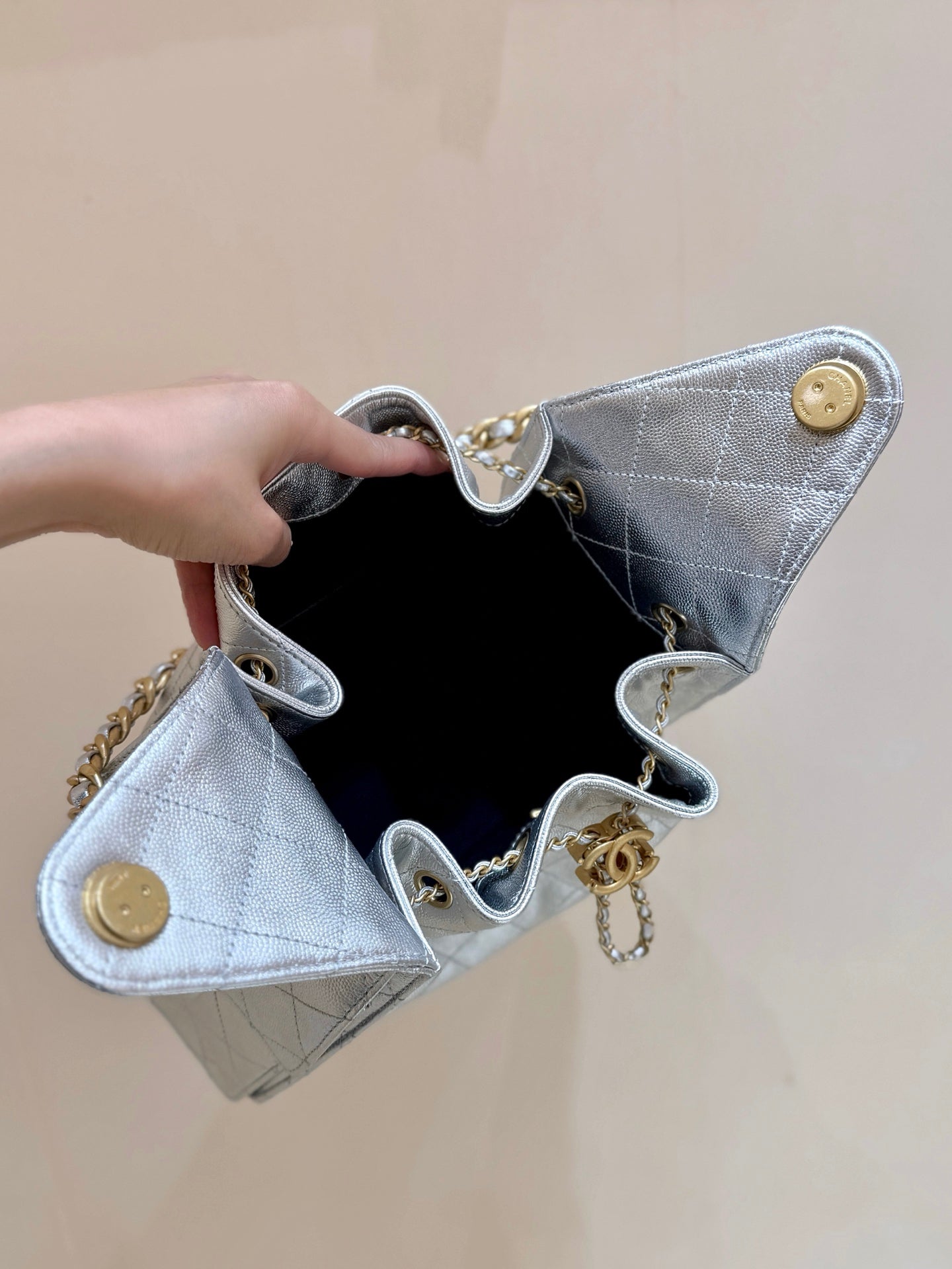 CC 25 ハンドバッグ シルバートーン 30 グレインカーフスキン ゴールド金具