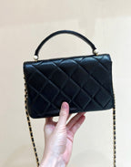 パール限定版 ハンドル付きフラップバッグ 20個入り ブラックラムスキン