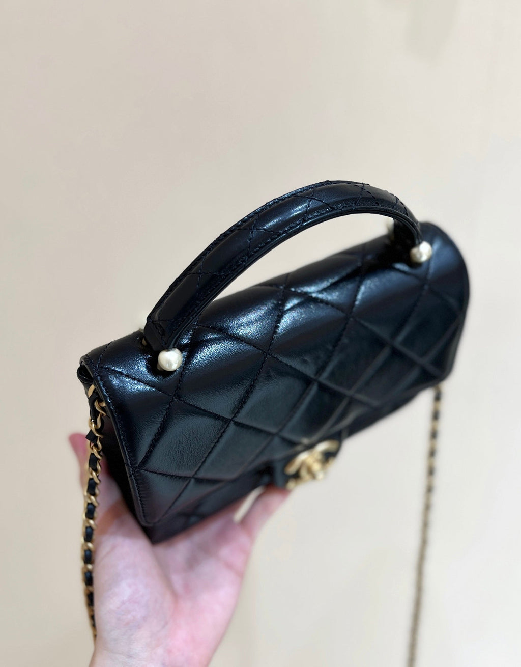 パール限定版 ハンドル付きフラップバッグ 20個入り ブラックラムスキン