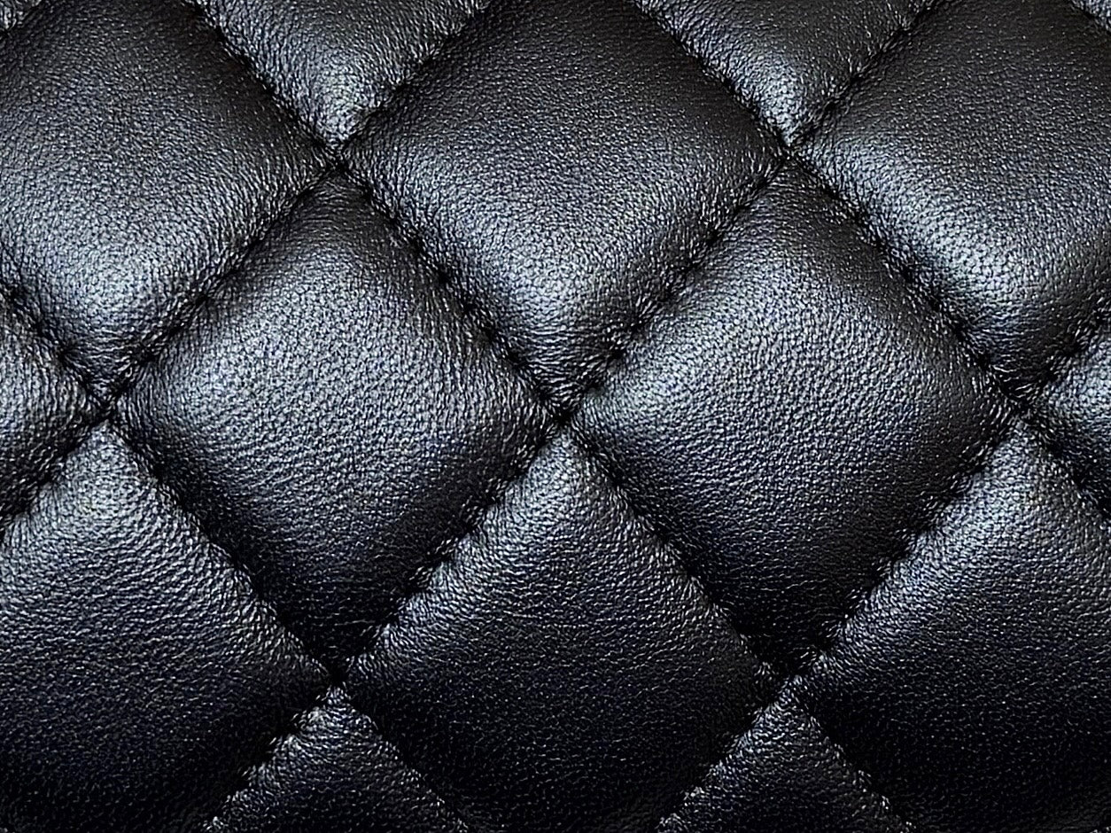 MEITO BOSTON MATELASSE CAVIAR SHOULDER HANDBAG 18 IN BLACK LAMBSKIN