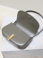 ミニ ヴォルテール イン ボックス 17 コンブグリーン カーフスキン ゴールドロゴ