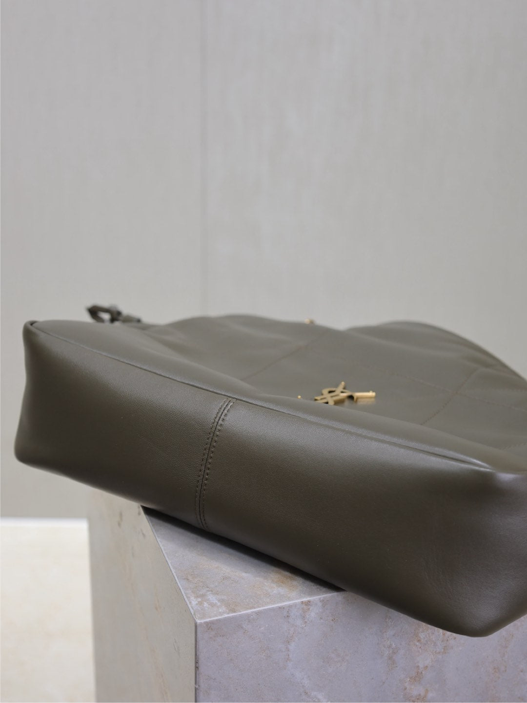 ジェイミー ラージ ポチョン 34インチ ユニフォーム グリーン ラムスキン 銅製金具