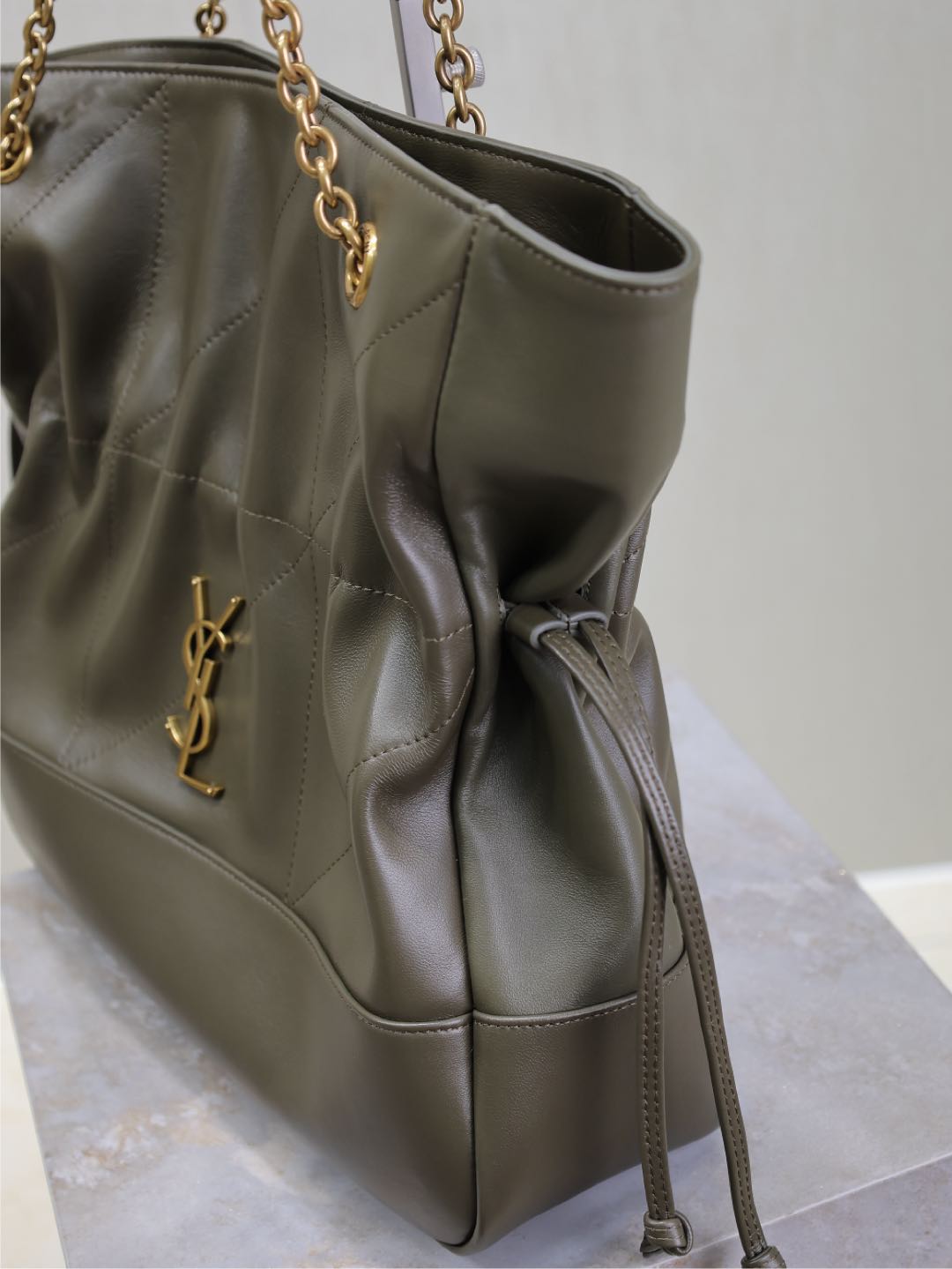 ジェイミー ラージ ポチョン 34インチ ユニフォーム グリーン ラムスキン 銅製金具