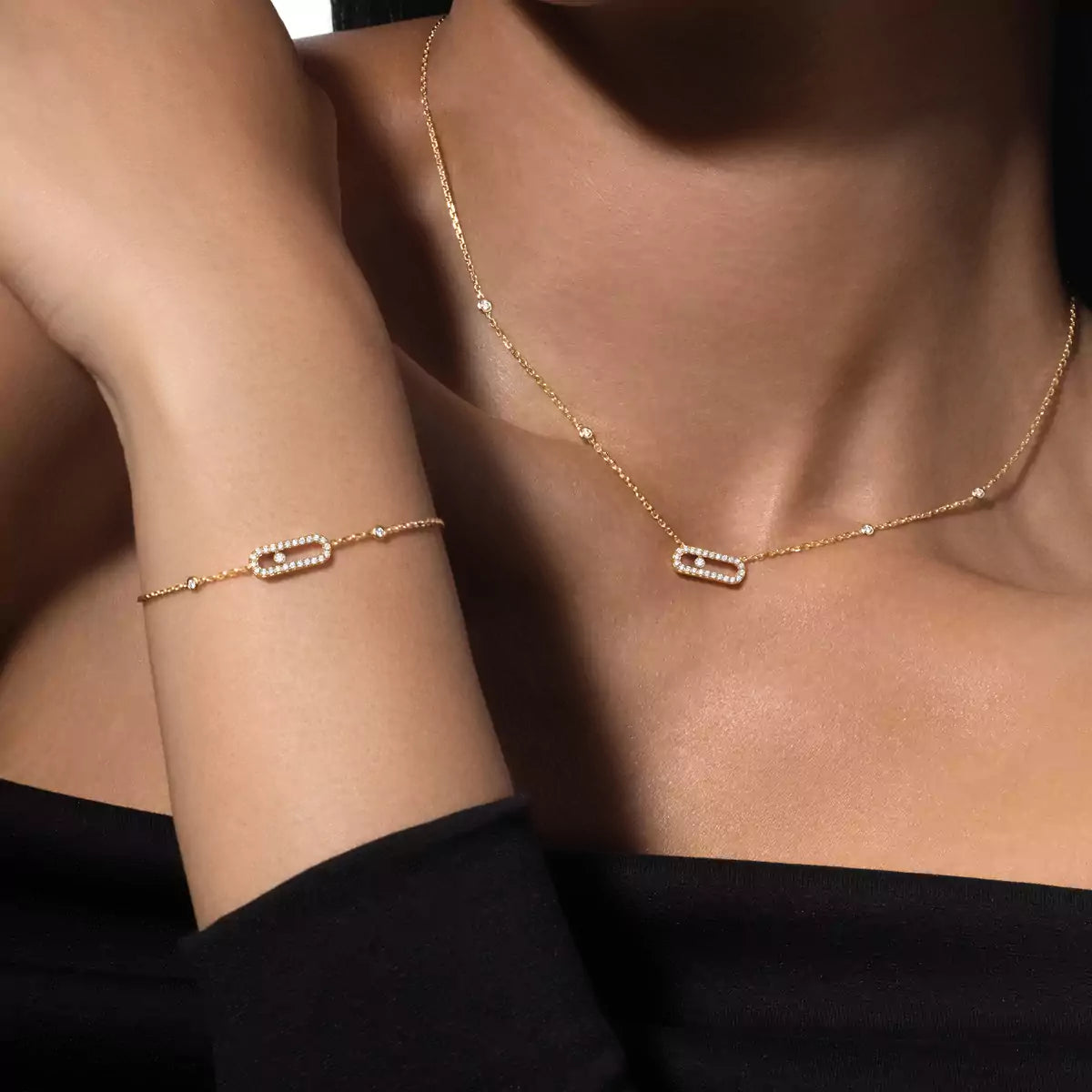 [⭐JeweliWhal]Move Uno Necklace