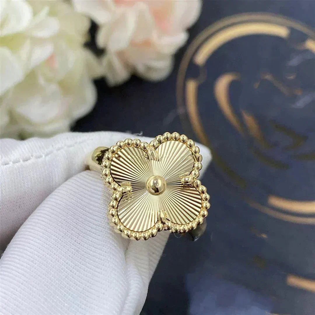 [⭐JeweliWhal]CLOVER GOLD RING