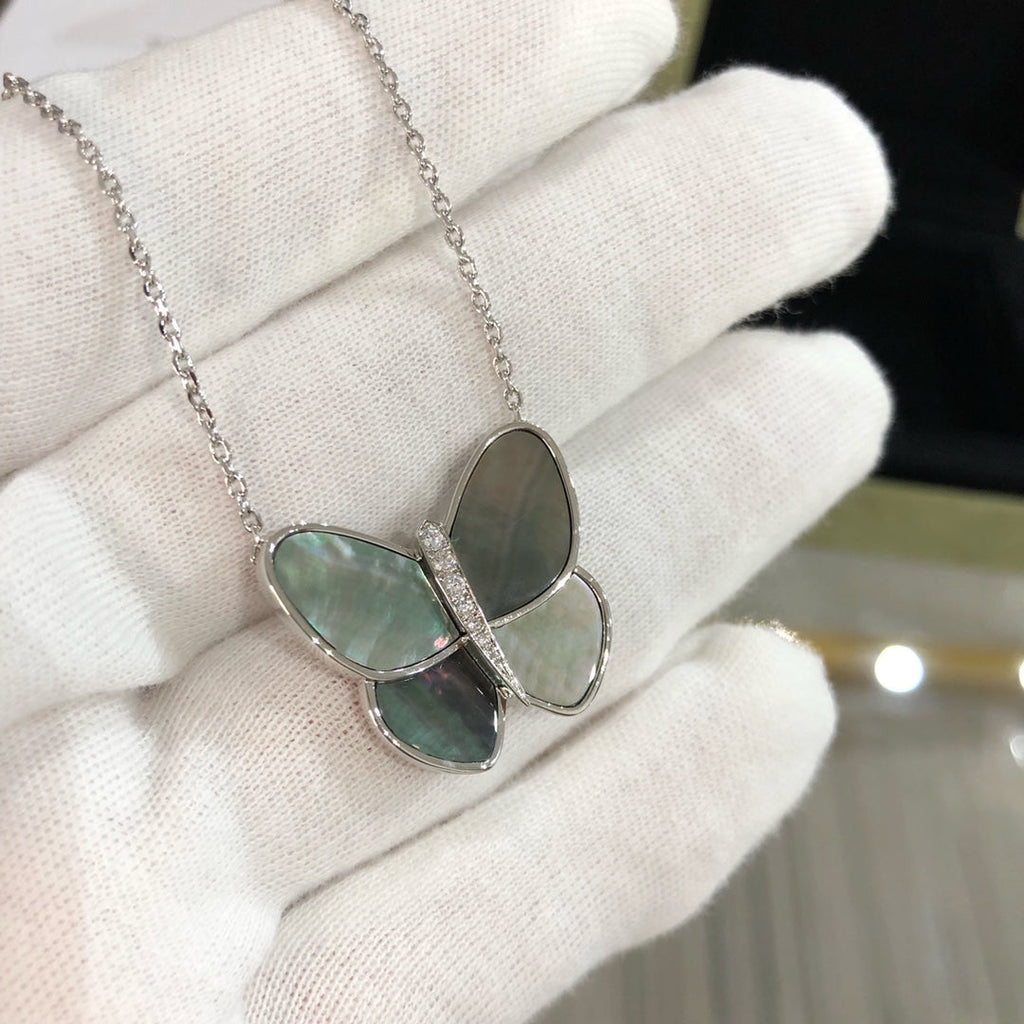 [⭐JeweliWhal]LARGE BUTTERFLY SILVER PENDANT DIAMOND NECKLACE