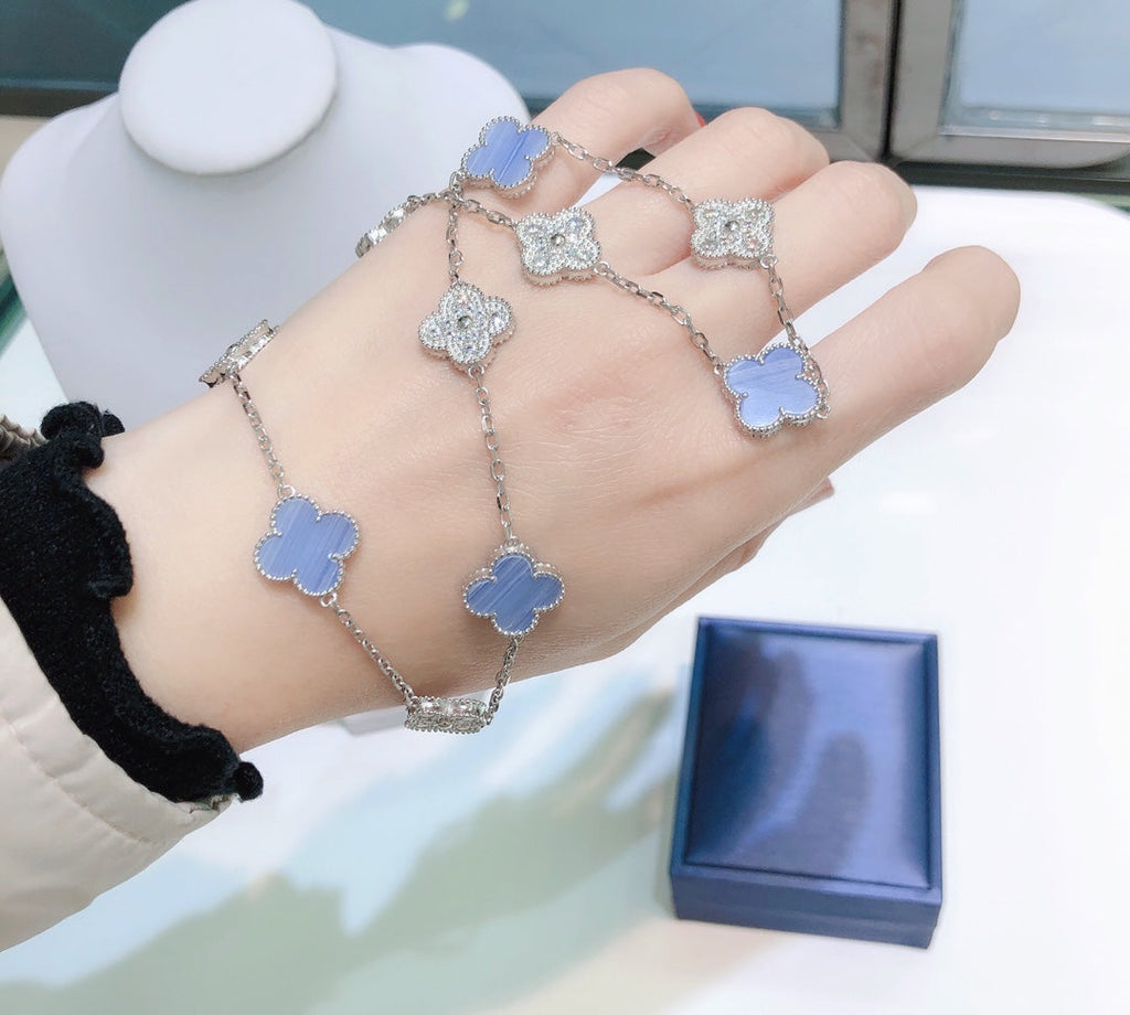 [⭐JeweliWhal]CLOVER 10 MOTIFS CHALCEDONY DIAMONDS SILVER NECKLACE