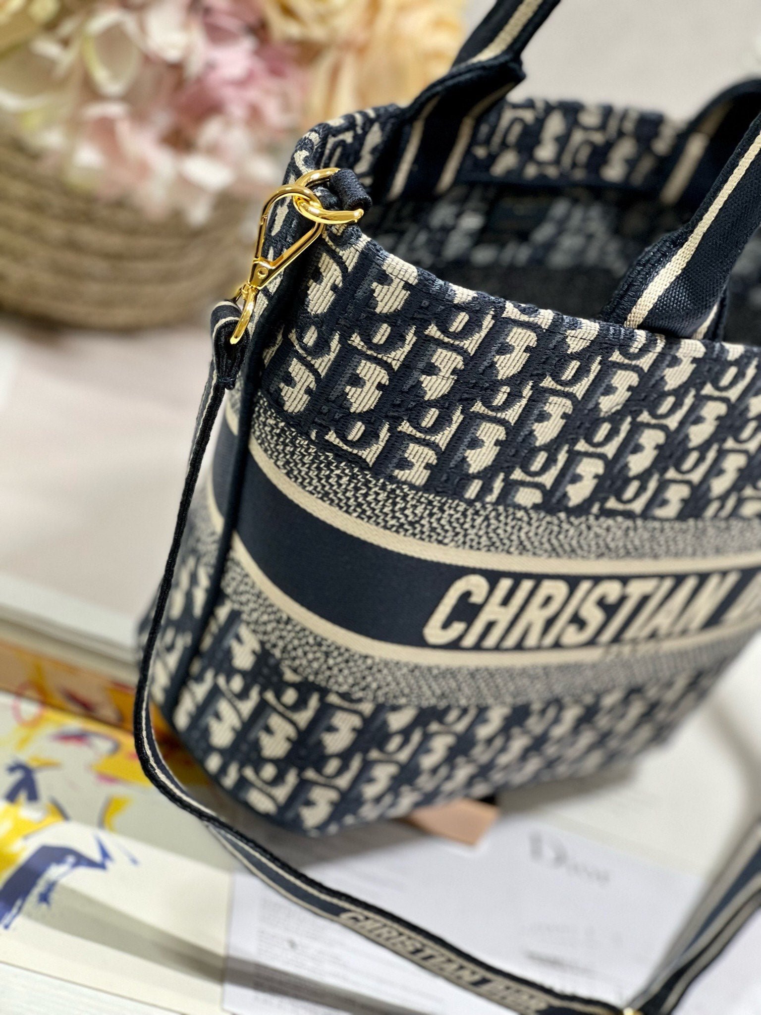 CD 新作 バスケットバッグ ブルー 斜め刺繍