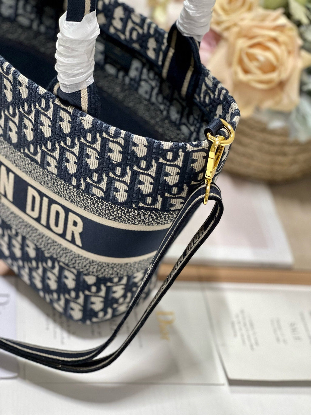 CD 新作 バスケットバッグ ブルー 斜め刺繍