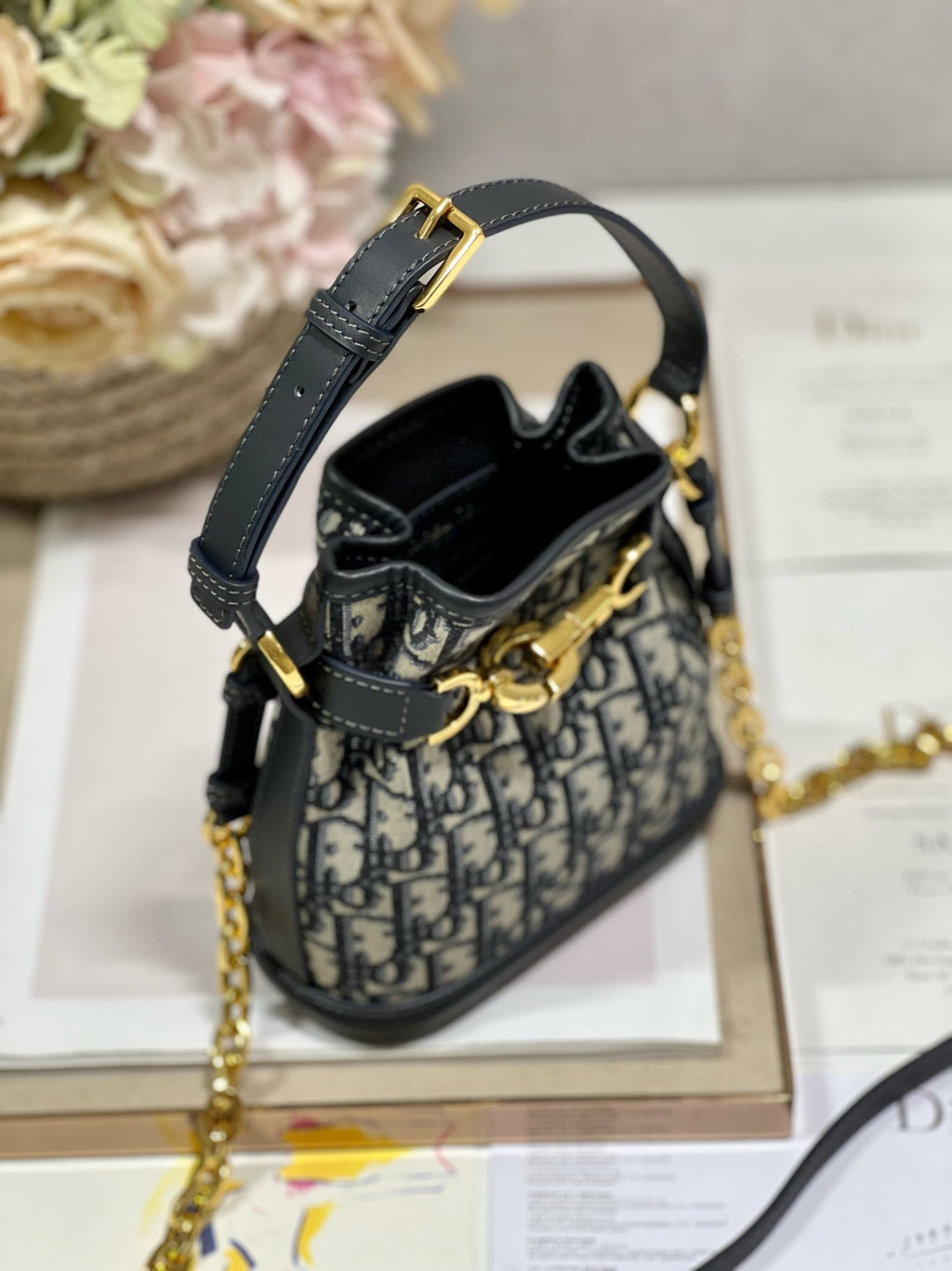 CEST CD 17cm ブルー斜め刺繍