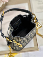 CEST CD 17cm ブルー斜め刺繍