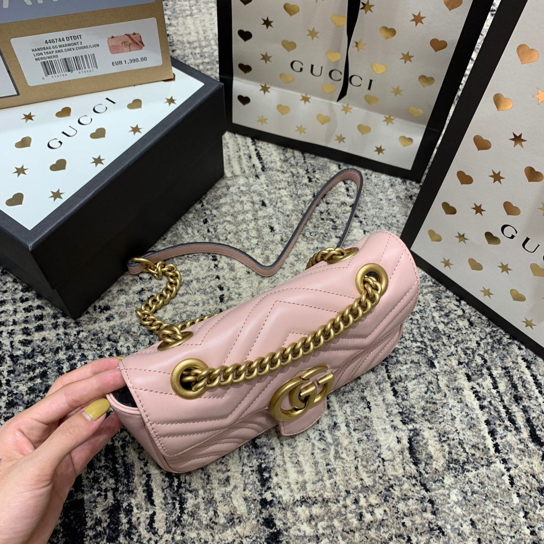 GGマーモント 22cm ピンクカーフスキン ゴールド金具