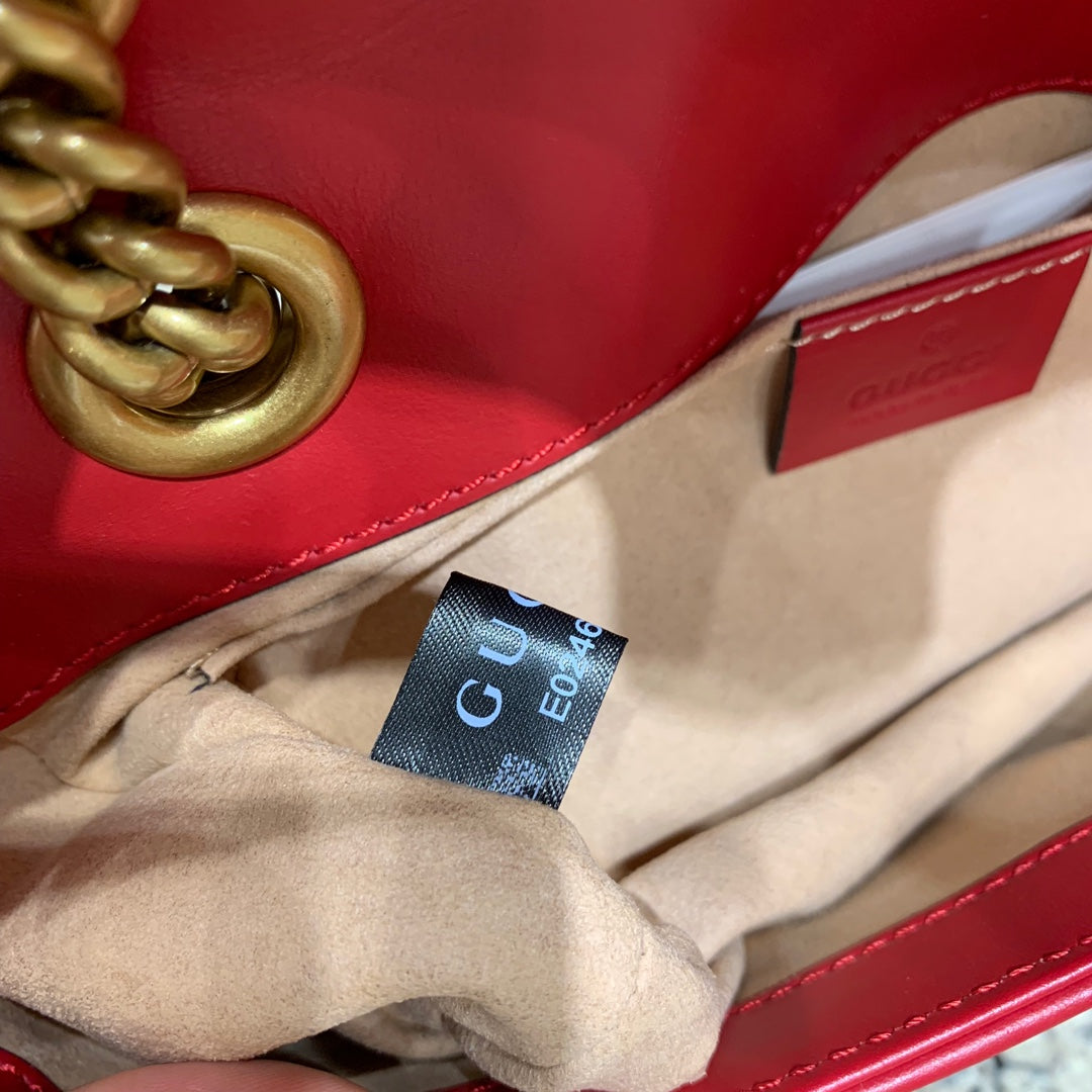 GGマーモント 22cm レッドカーフスキン ゴールドハードウェア