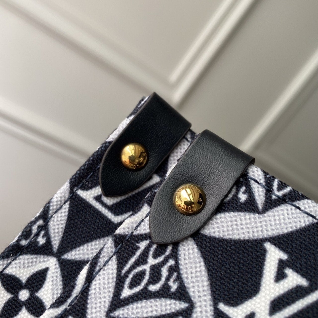 LV SINCE 1854 オンザゴー GM グレーテキスタイル